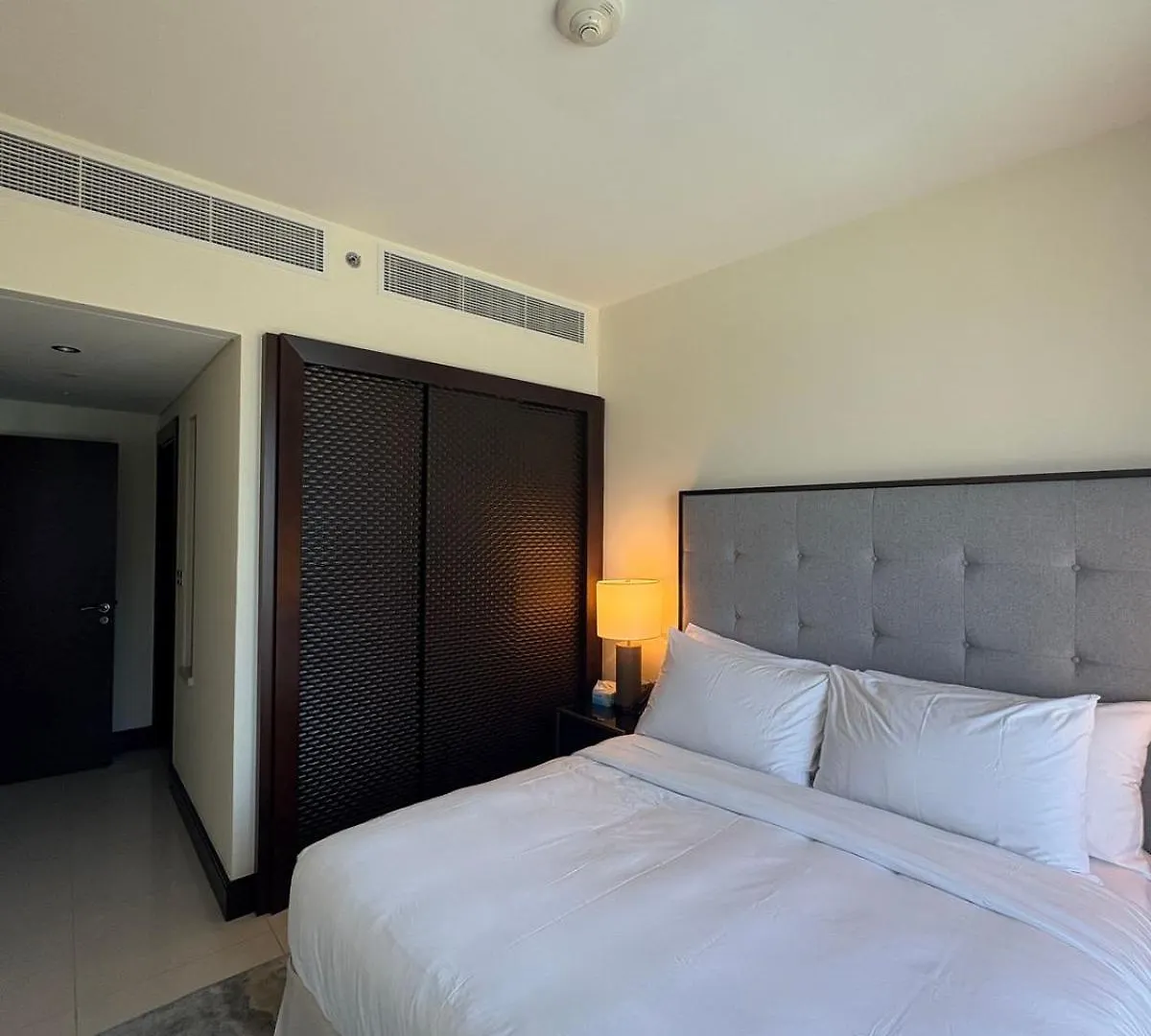 Residencial Apartments In Address Downtown Connected To Dubai Mall 0*,  ОАЭ