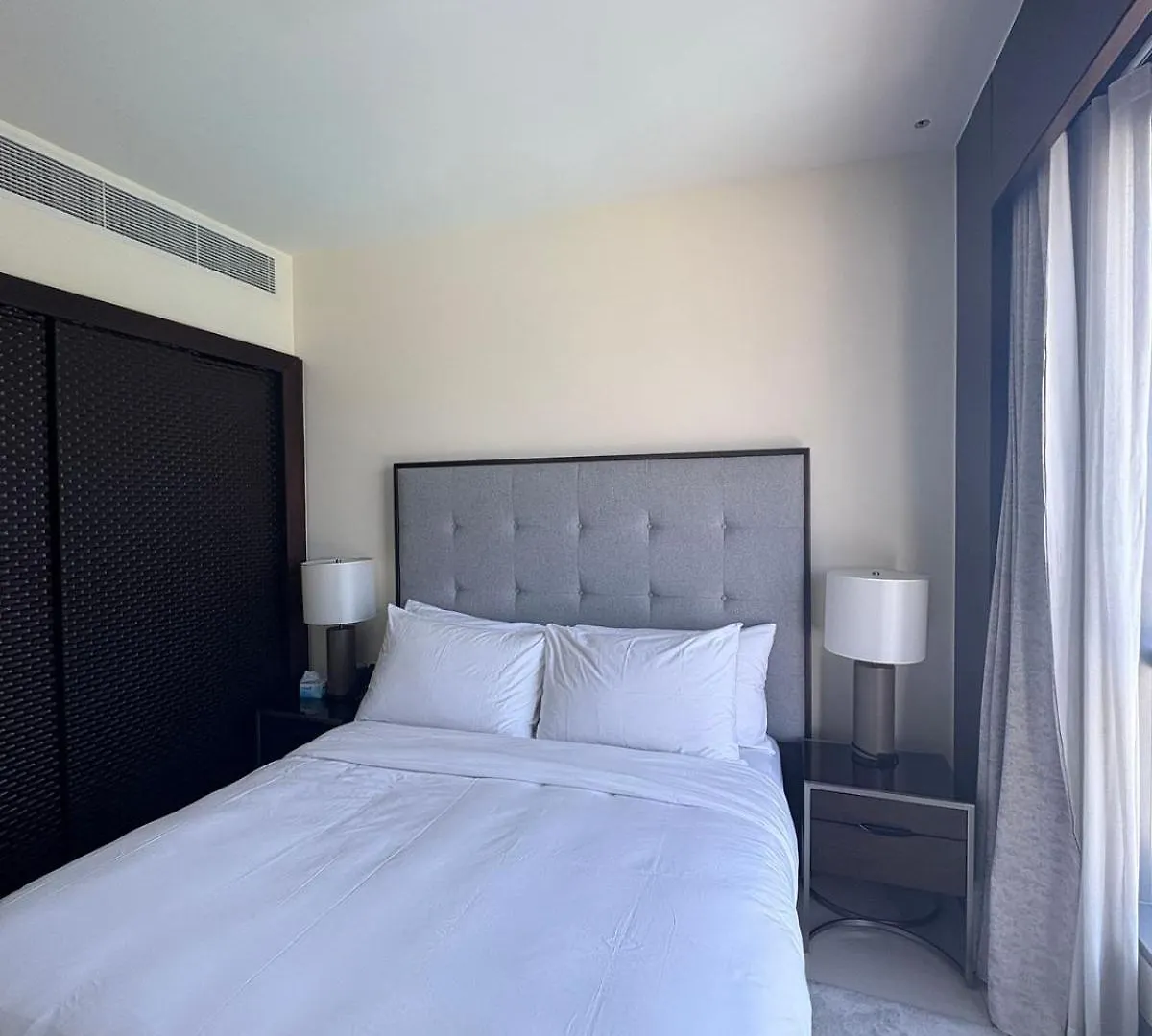 Residencial Apartments In Address Downtown Connected To Dubai Mall