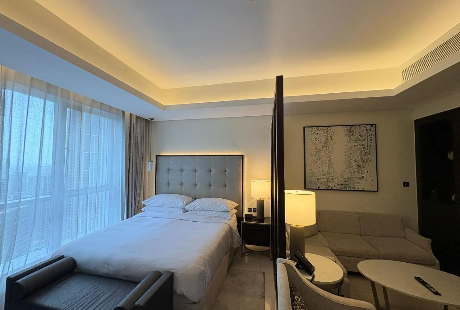 Residencial Apartments In Address Downtown Connected To Dubai Mall