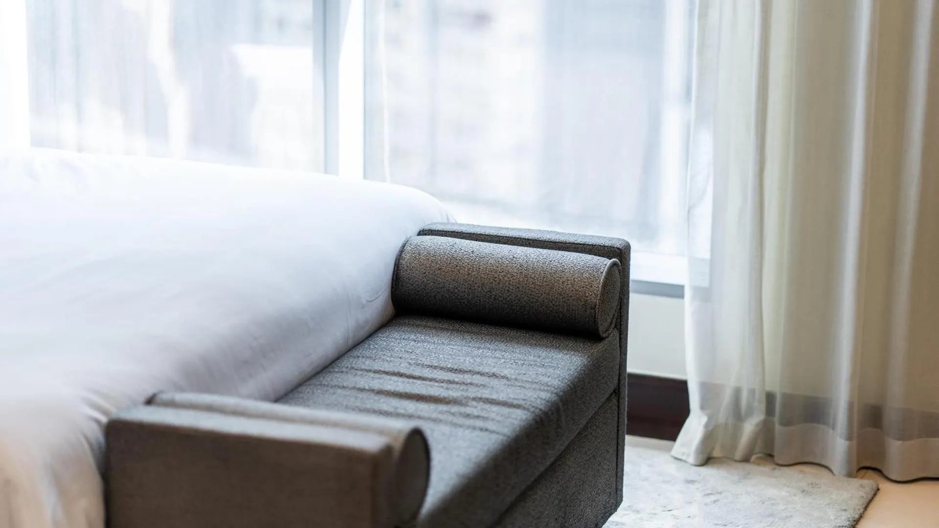 Residencial Apartments In Address Downtown Connected To Dubai Mall