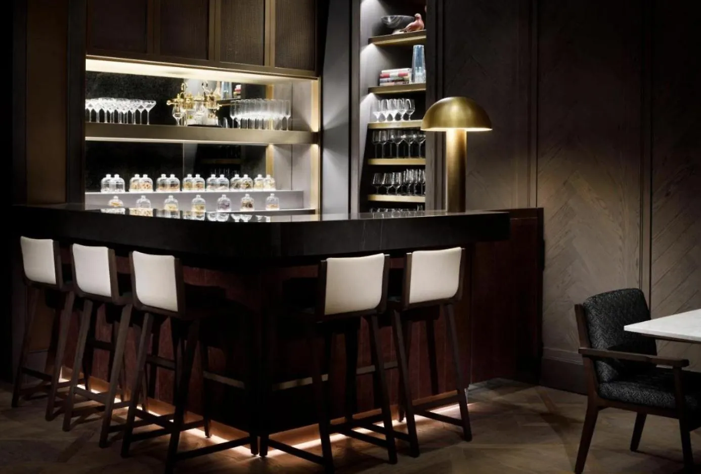 Residencial Apartments In Address Downtown Connected To Dubai Mall