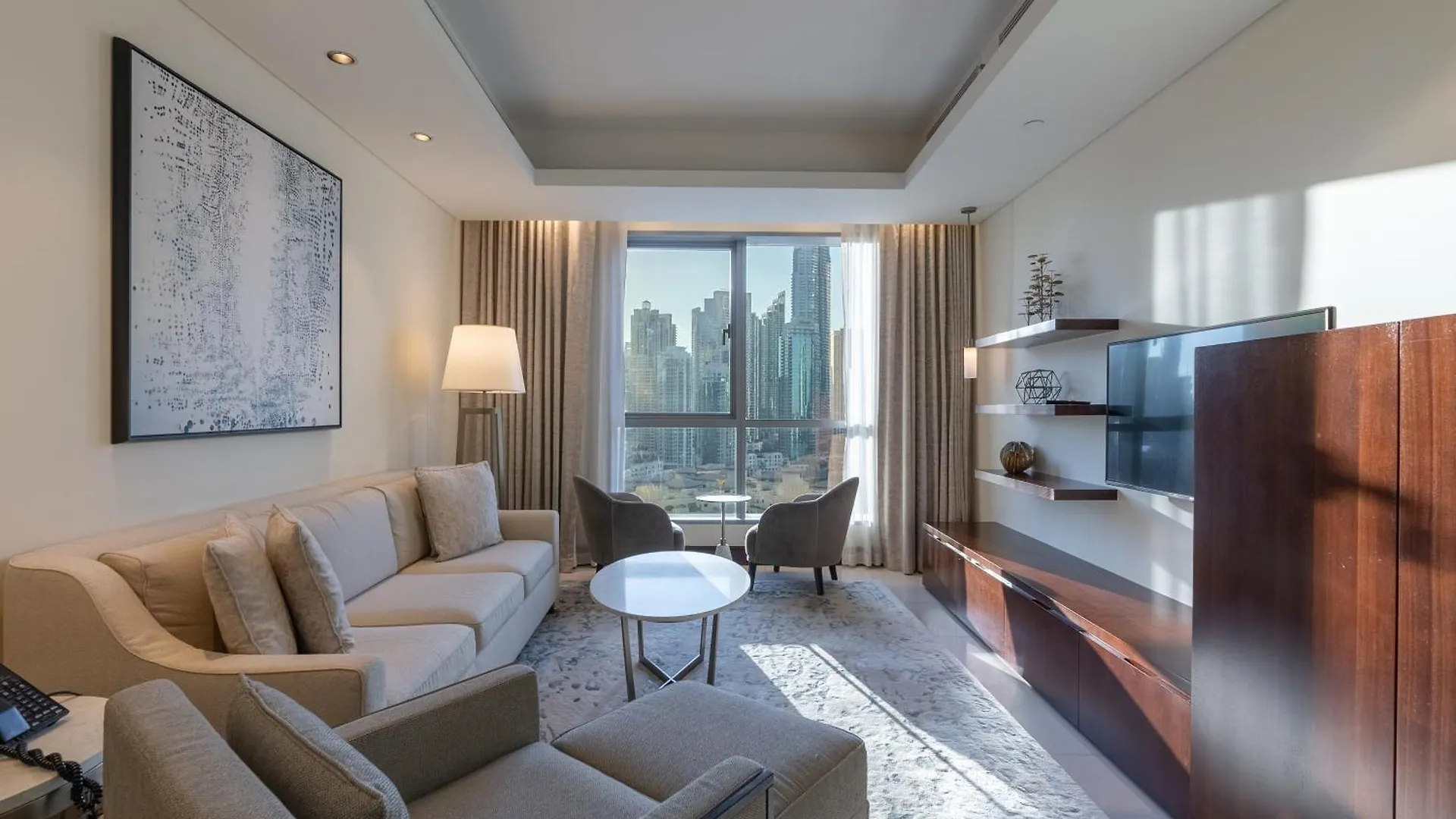 Residencial Apartments In Address Downtown Connected To Dubai Mall