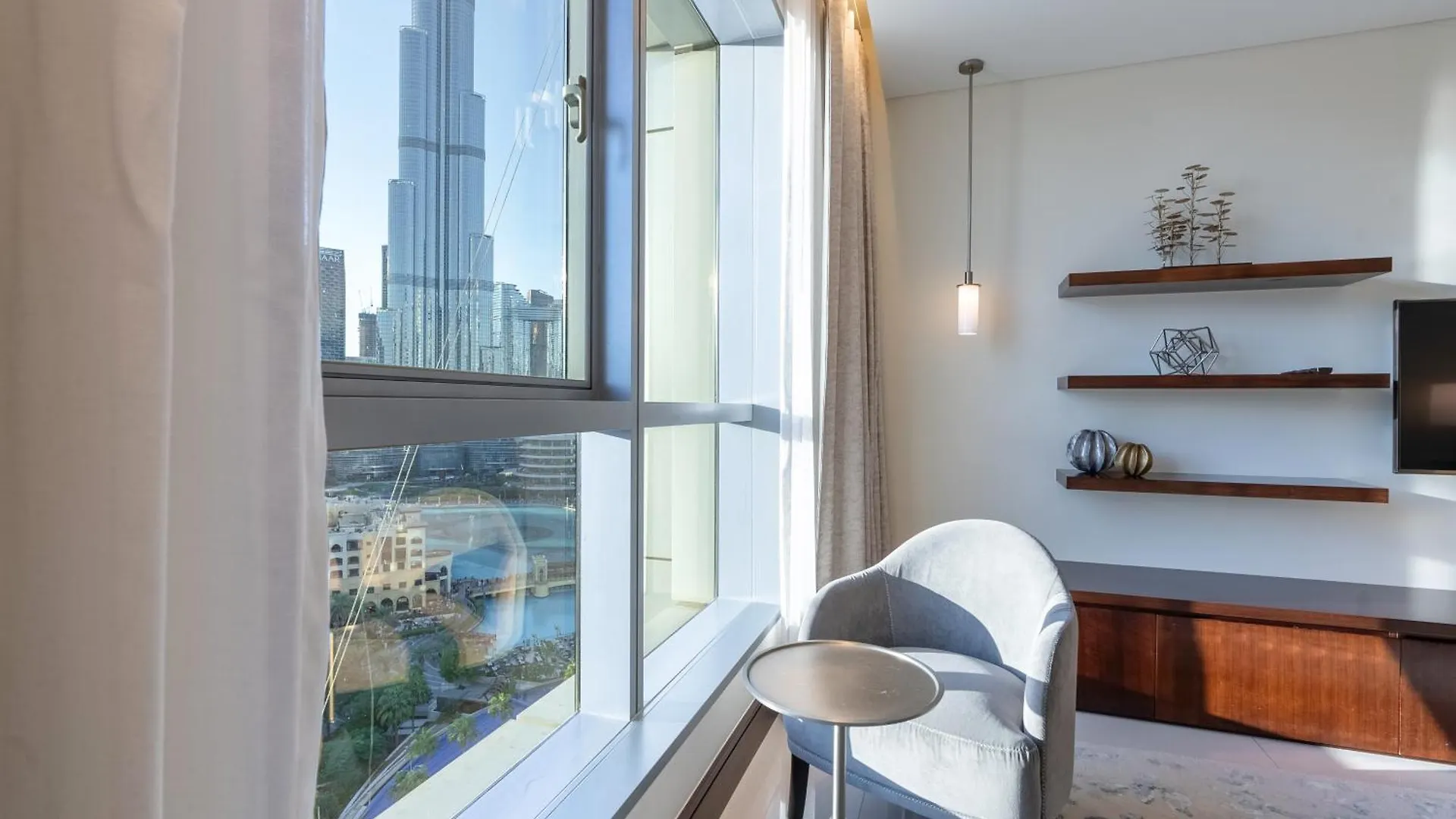 Residencial Apartments In Address Downtown Connected To Dubai Mall