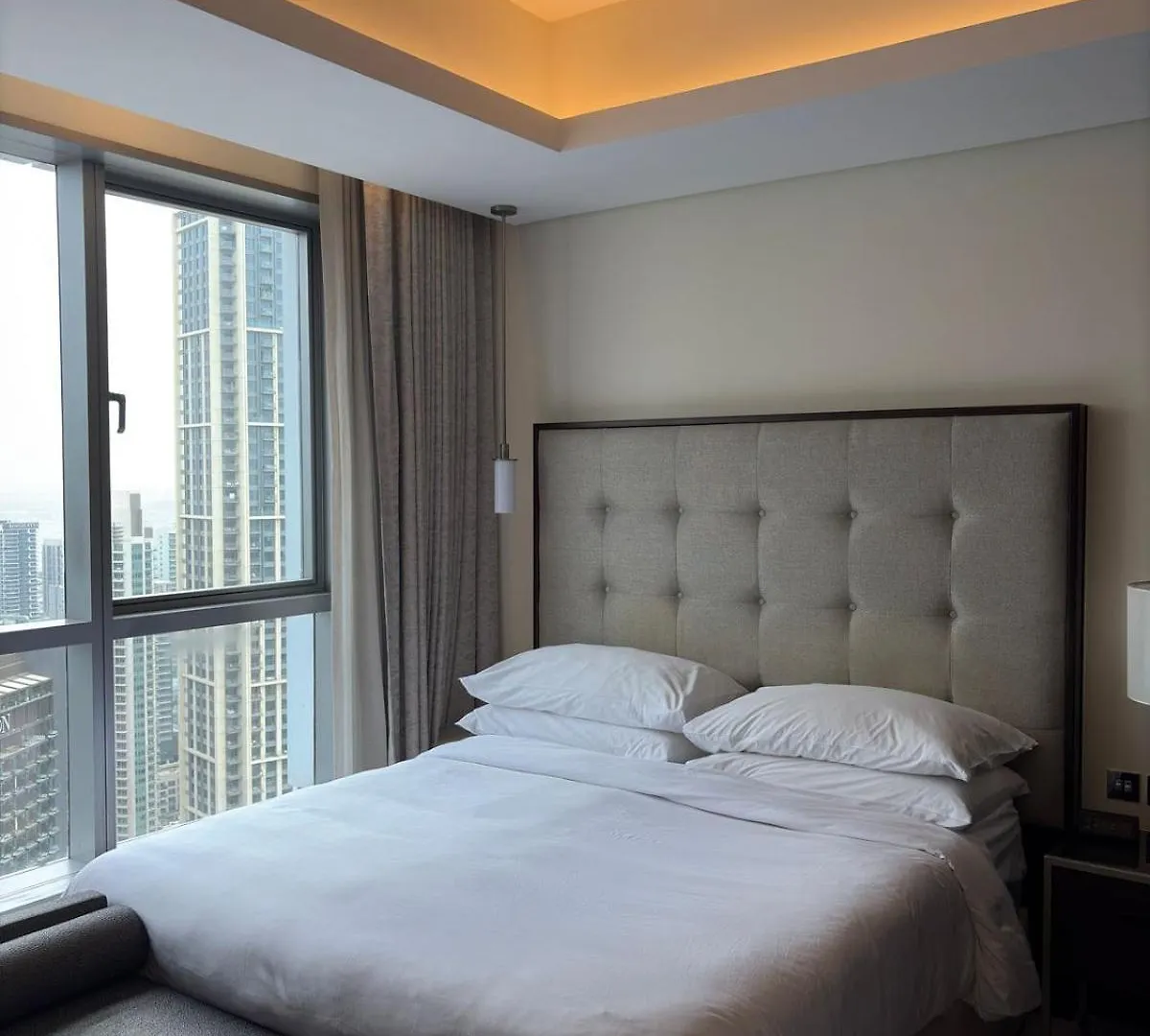 Residencial Apartments In Address Downtown Connected To Dubai Mall